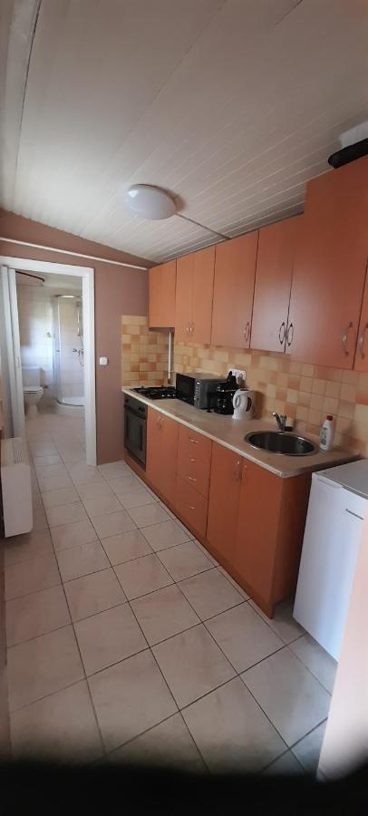 Апартаменти Lelle Lelke Apartmanhaz Балатонлелле Екстер'єр фото