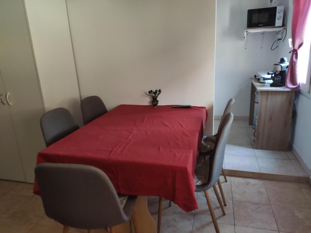 Апартаменти Lelle Lelke Apartmanhaz Балатонлелле Екстер'єр фото