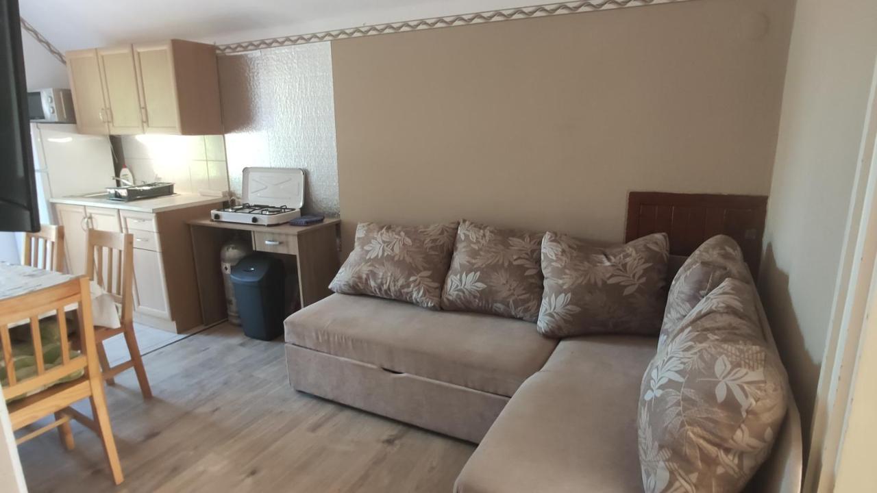 Апартаменти Lelle Lelke Apartmanhaz Балатонлелле Екстер'єр фото