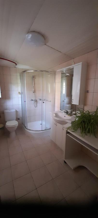 Апартаменти Lelle Lelke Apartmanhaz Балатонлелле Екстер'єр фото
